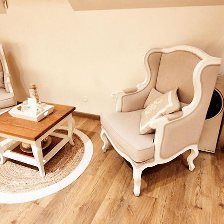 Un Parfum De Campagne Bed & Breakfast Meaulte ภายนอก รูปภาพ
